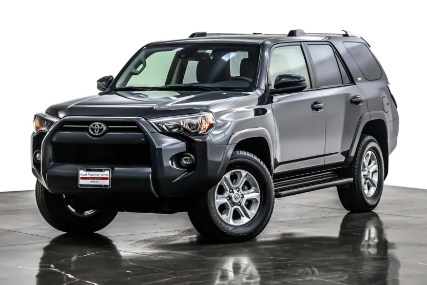 2024 Toyota 4Runner SR5 4WD photo 1