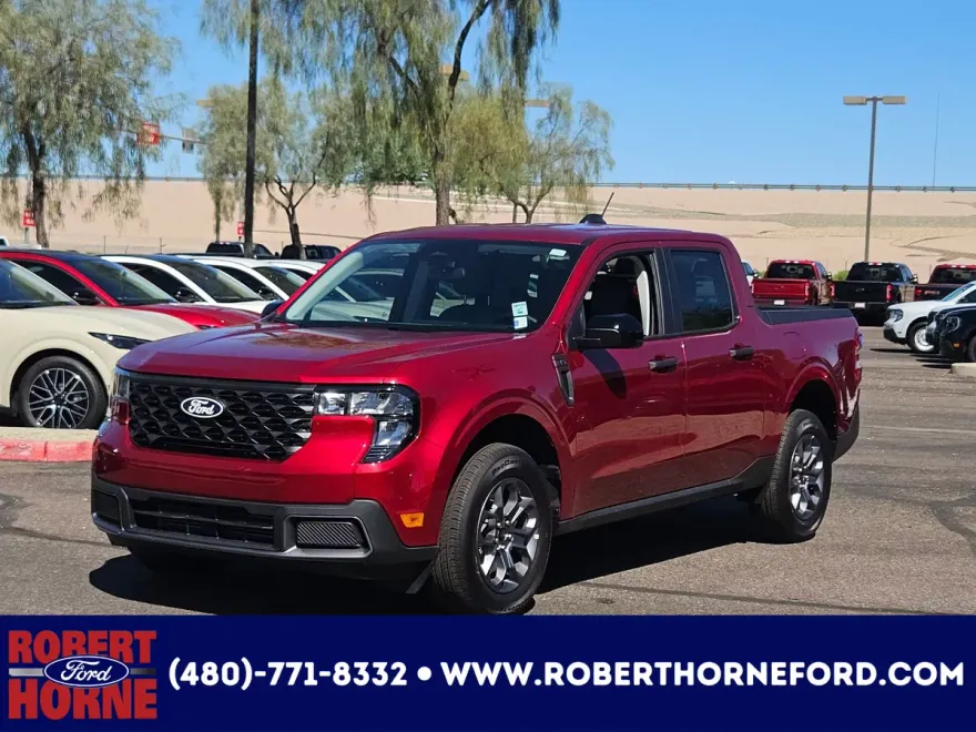 2025 Ford Maverick XLT photo 1