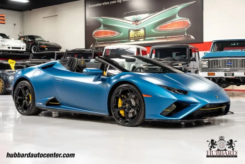 2020 Lamborghini Huracan Evo Spyder photo 1