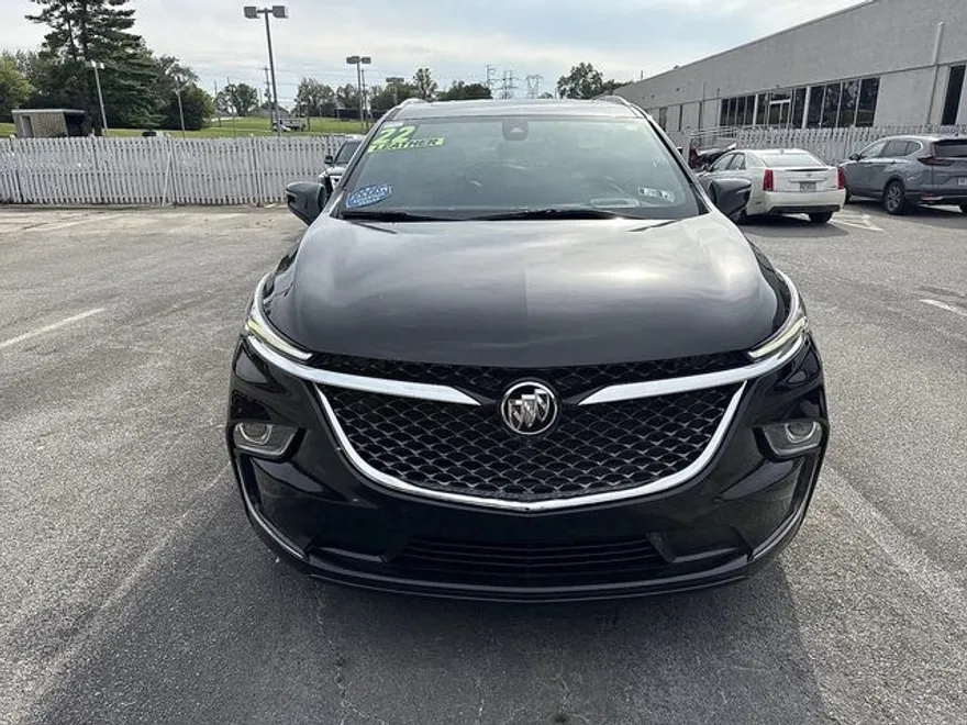 2022 Buick Enclave Avenir photo 1