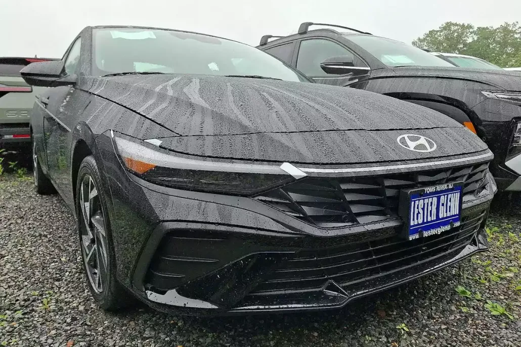 2025 Hyundai Elantra Hybrid SEL Sport photo 1