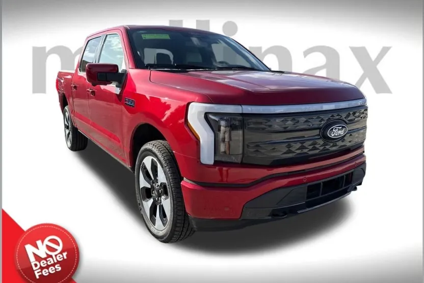 2025 Ford F-150 Lightning Platinum photo 1