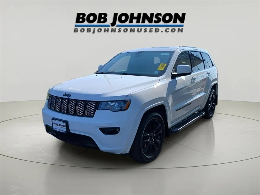 2022 Jeep Cherokee Laredo X photo 1
