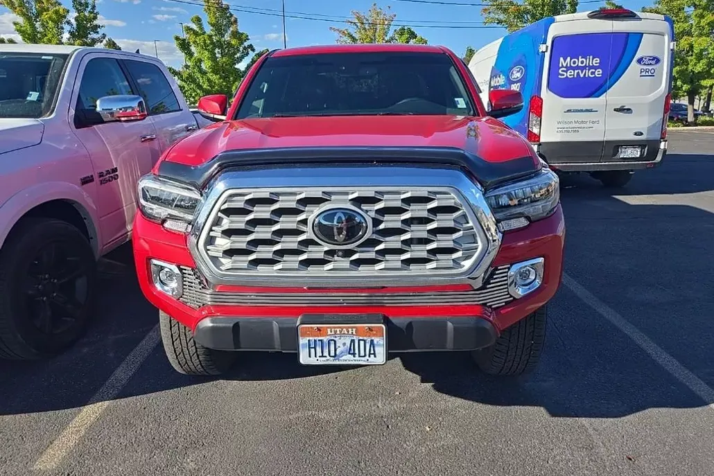 2021 Toyota Tacoma TRD V6 photo 1