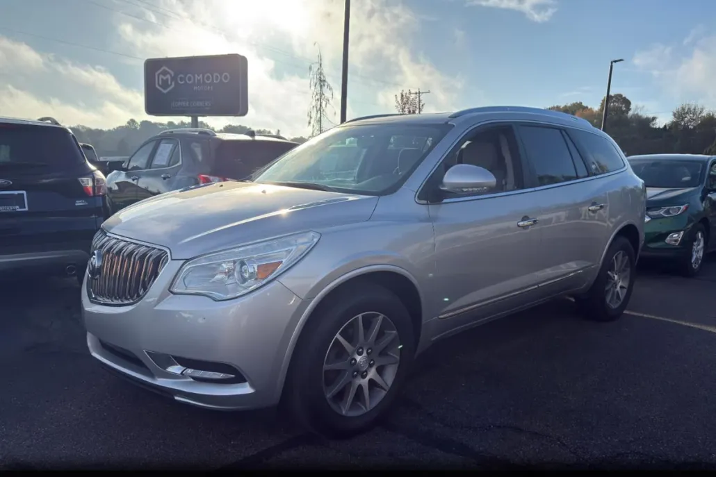 2017 Buick Enclave Convenience photo 1