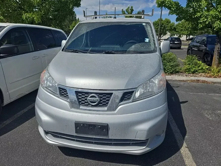 2015 Nissan NV200 S photo 1