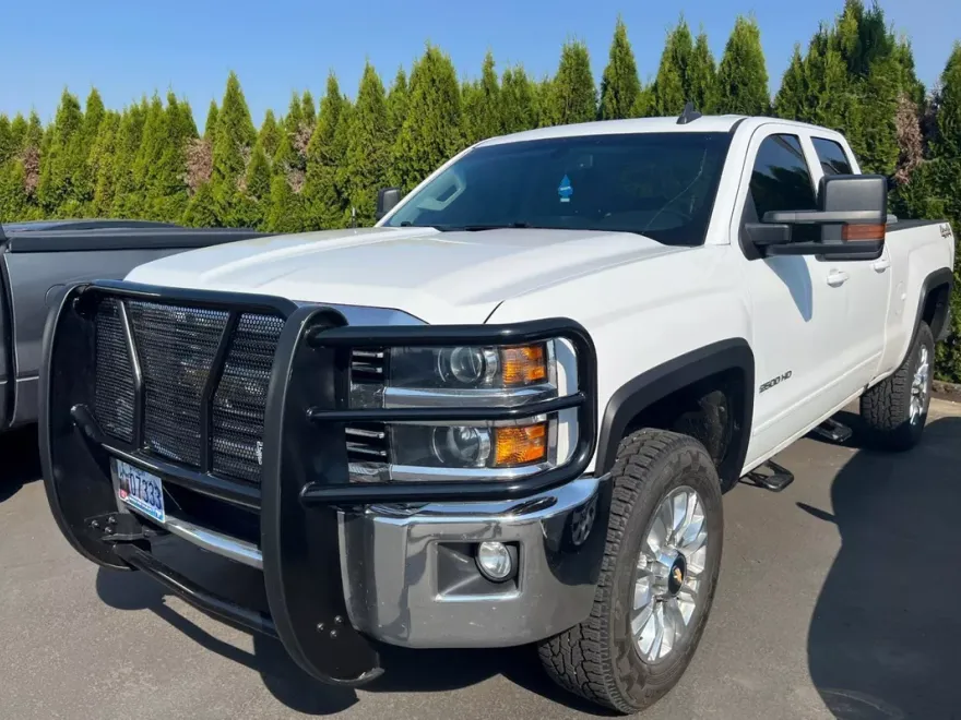 2017 Chevrolet Silverado 2500HD LT photo 1