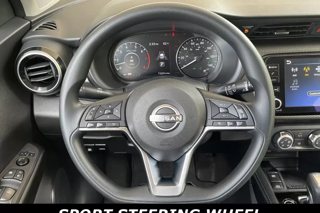 2023 Nissan Kicks SV photo 1