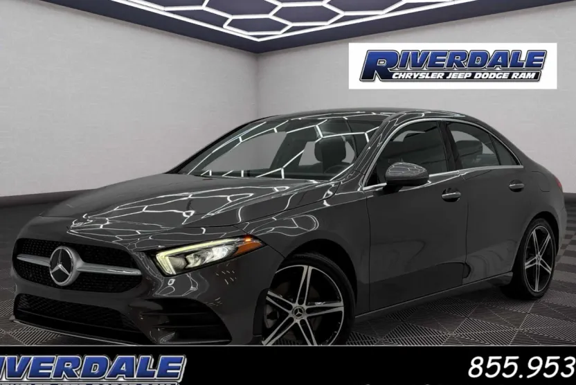 2022 Mercedes Benz A 220 4MATIC photo 1