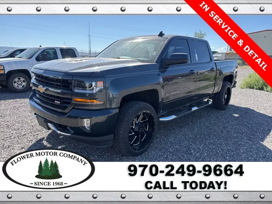 2018 Chevrolet Silverado 1500 LT photo 1