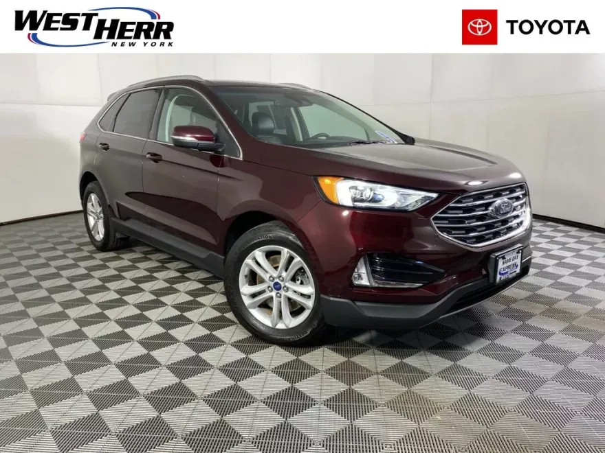 2019 Ford Edge SEL photo 1