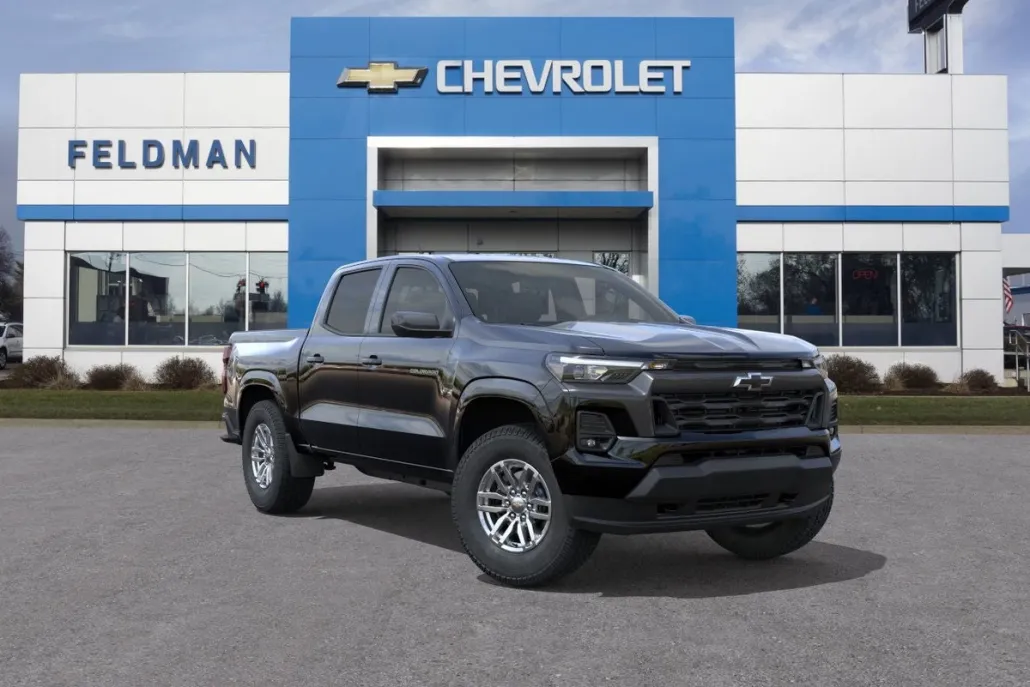 2026 Chevrolet Colorado LT photo 1