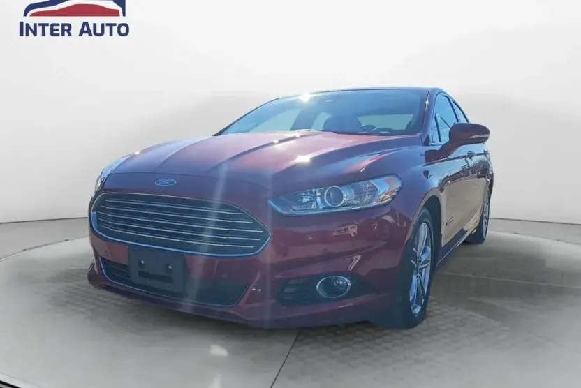 2016 Ford Fusion Titanium Hybrid photo 1