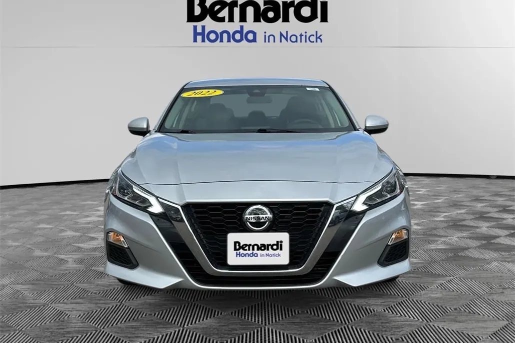 2022 Nissan Altima 2.5 SV photo 1