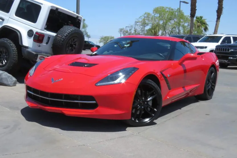 2019 Chevrolet Corvette Stingray 1LT photo 1