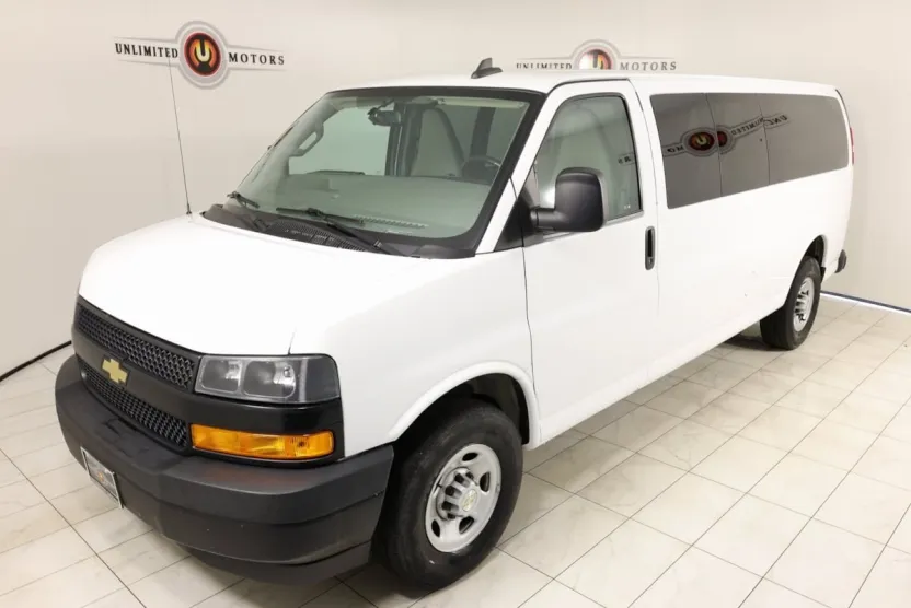 2023 Chevrolet Express Passenger LS photo 1