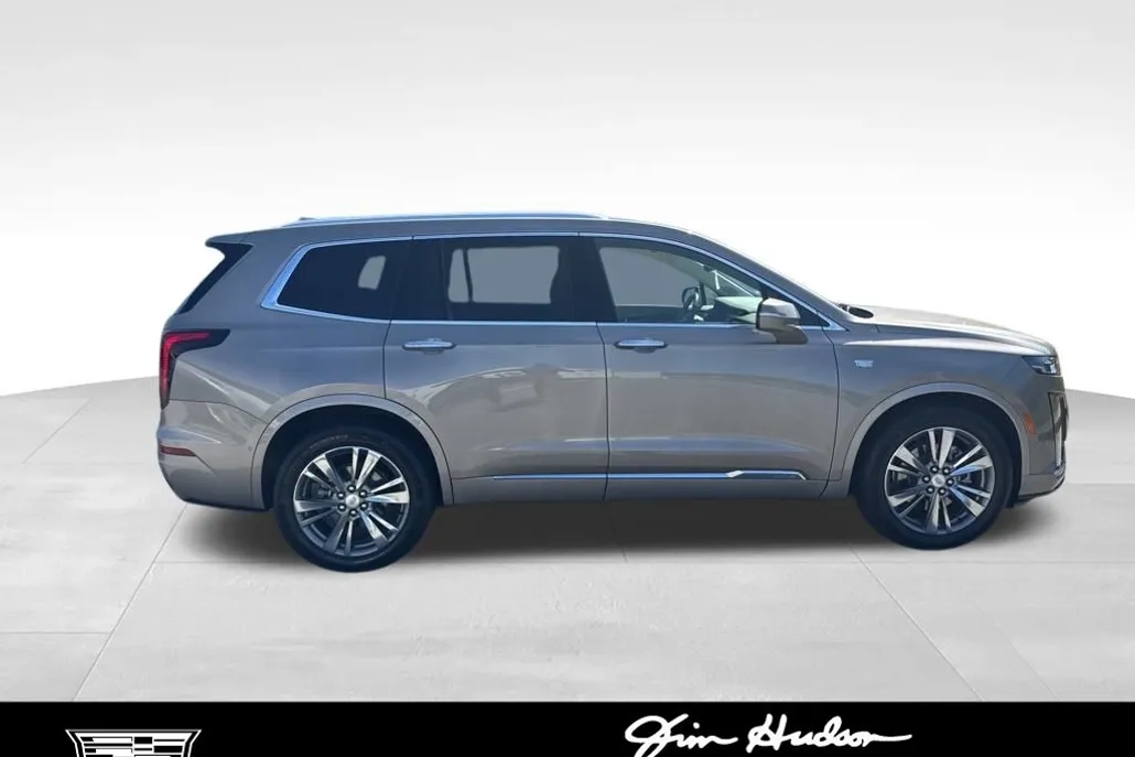 2022 Cadillac XT6 Premium Luxury photo 1