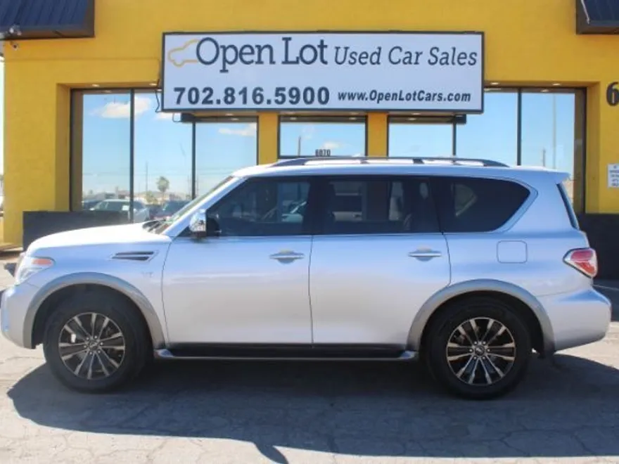 2017 Nissan Armada Platinum photo 1