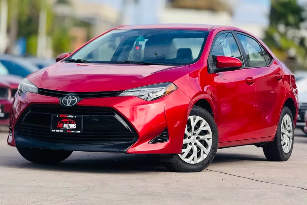 2018 Toyota Corolla XLE XSE photo 1