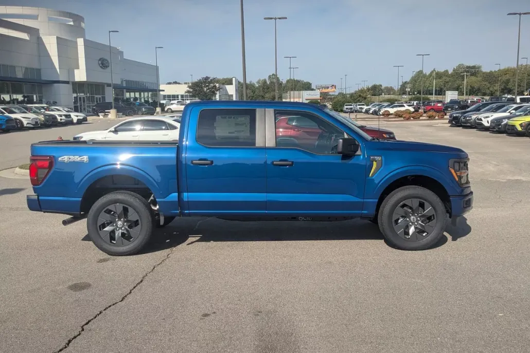 2025 Ford F-150 STX photo 1
