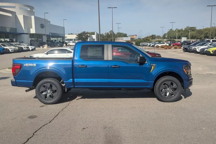 2025 Ford F-150 STX photo 1