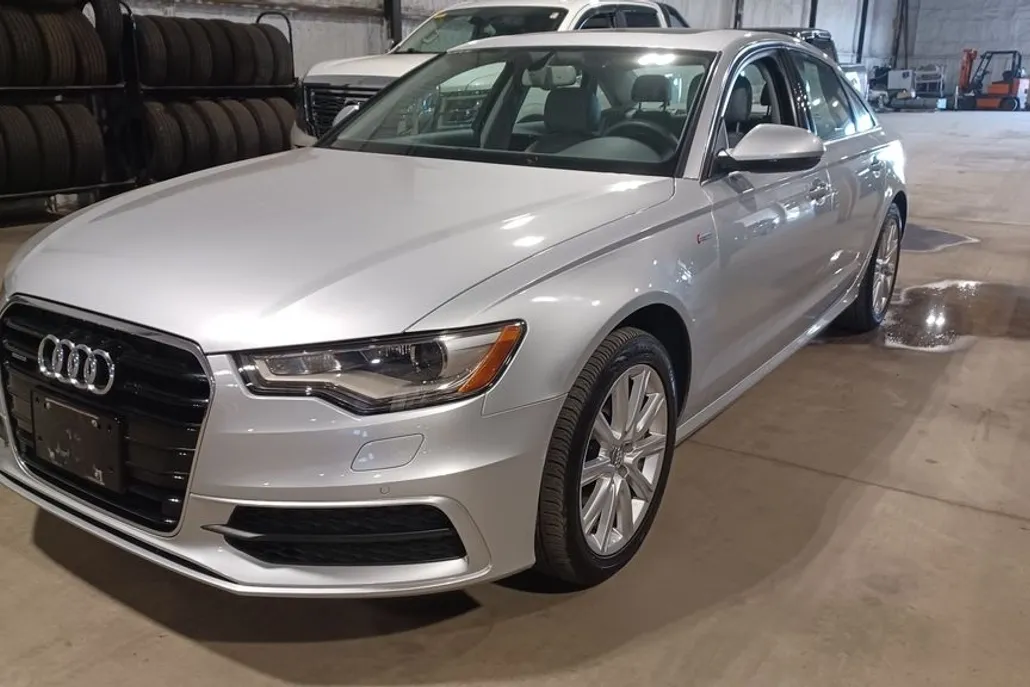 2014 Audi A6 3.0T Prestige photo 1