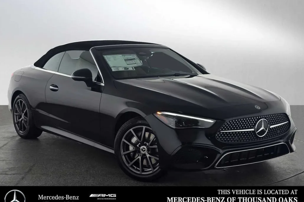 2026 Mercedes Benz CLE 300 4MATIC photo 1