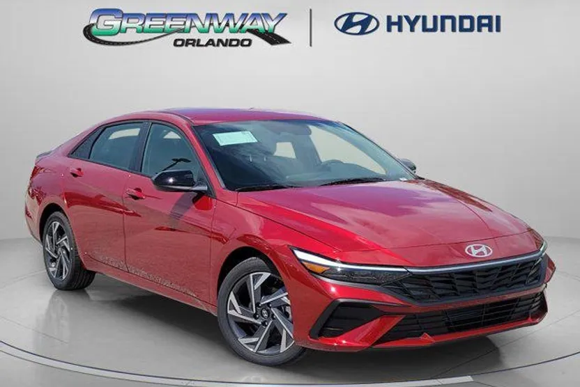 2025 Hyundai Elantra SEL Sport photo 1