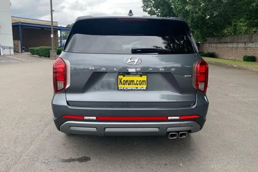 2025 Hyundai Palisade SEL photo 1