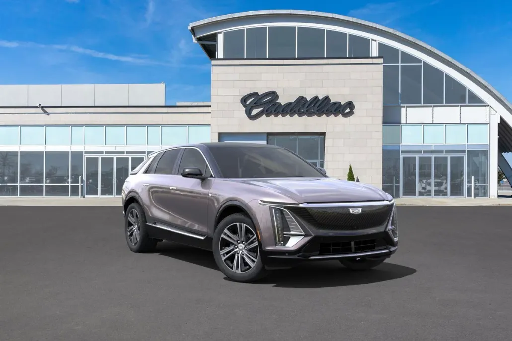 2025 Cadillac Lyriq Luxury photo 1