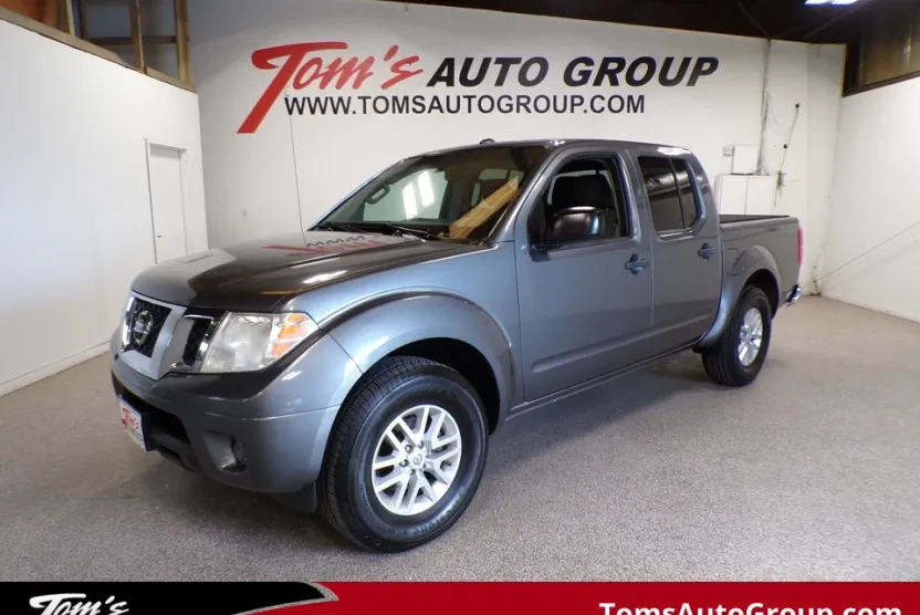 2017 Nissan Frontier SV photo 1