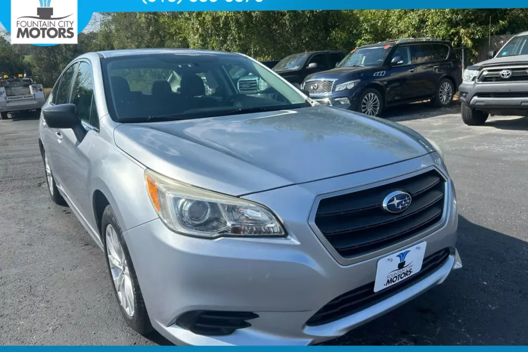 2017 Subaru Legacy 2.5i photo 1