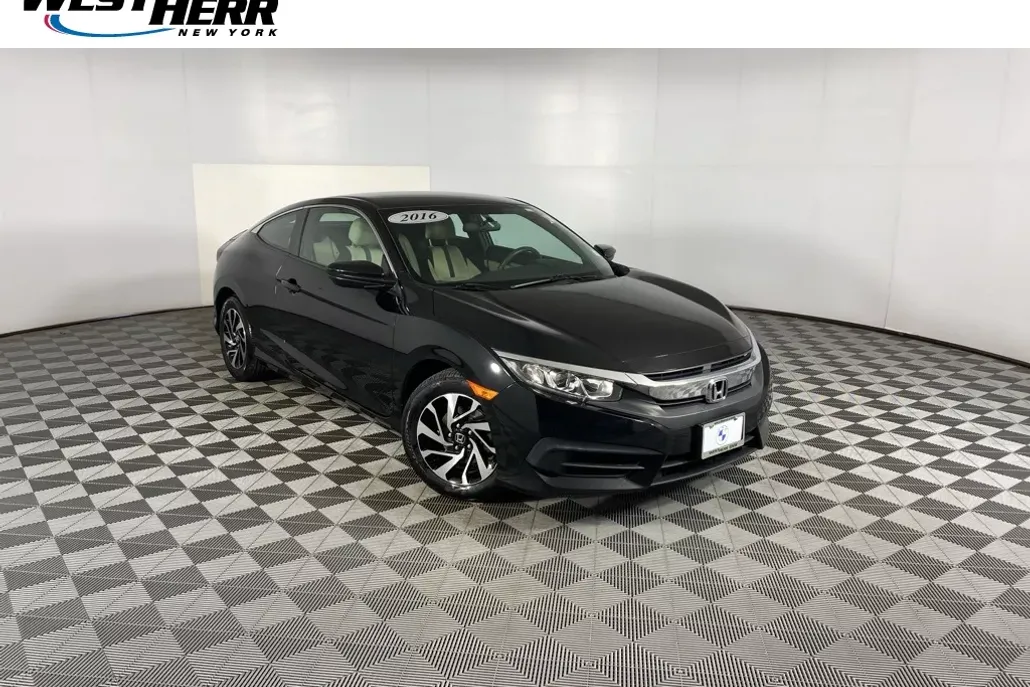 2016 Honda Civic LX photo 1