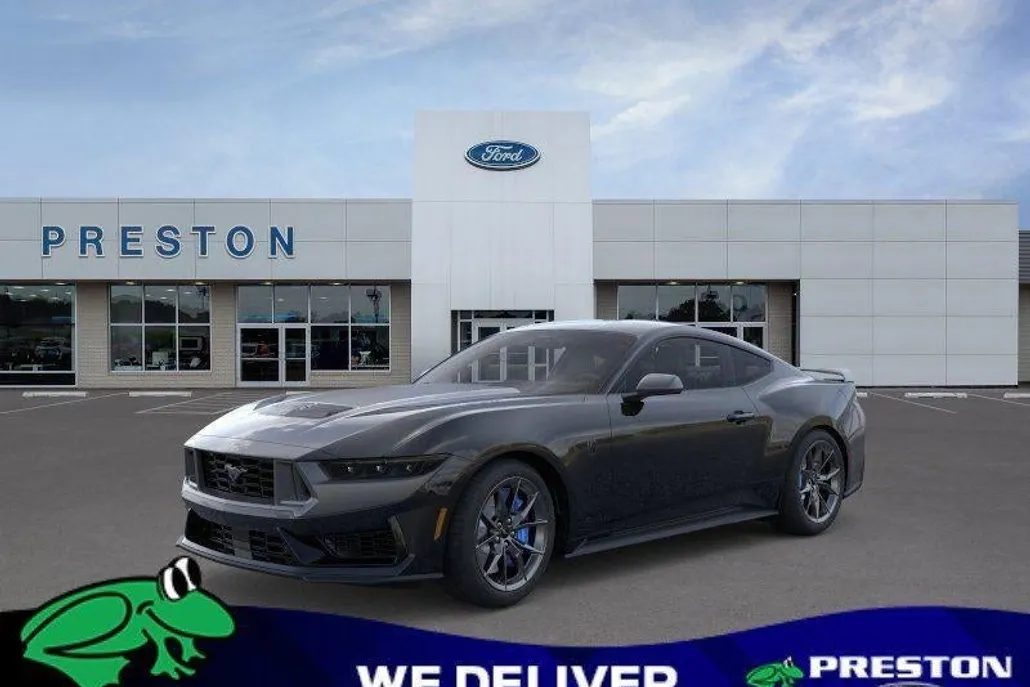 2025 Ford Mustang Dark Horse photo 1