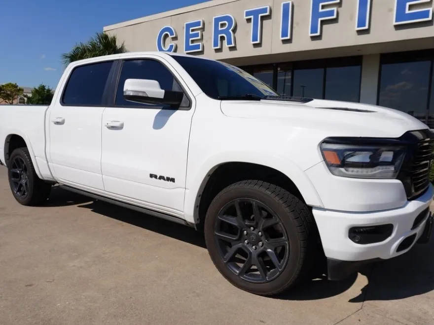 2020 Ram 1500 Laramie photo 1