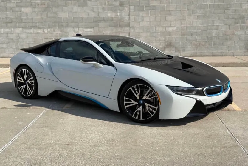 2015 Bmw i8 8-Series photo 1