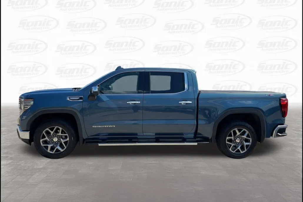 2024 Gmc Sierra 1500 SLT photo 1