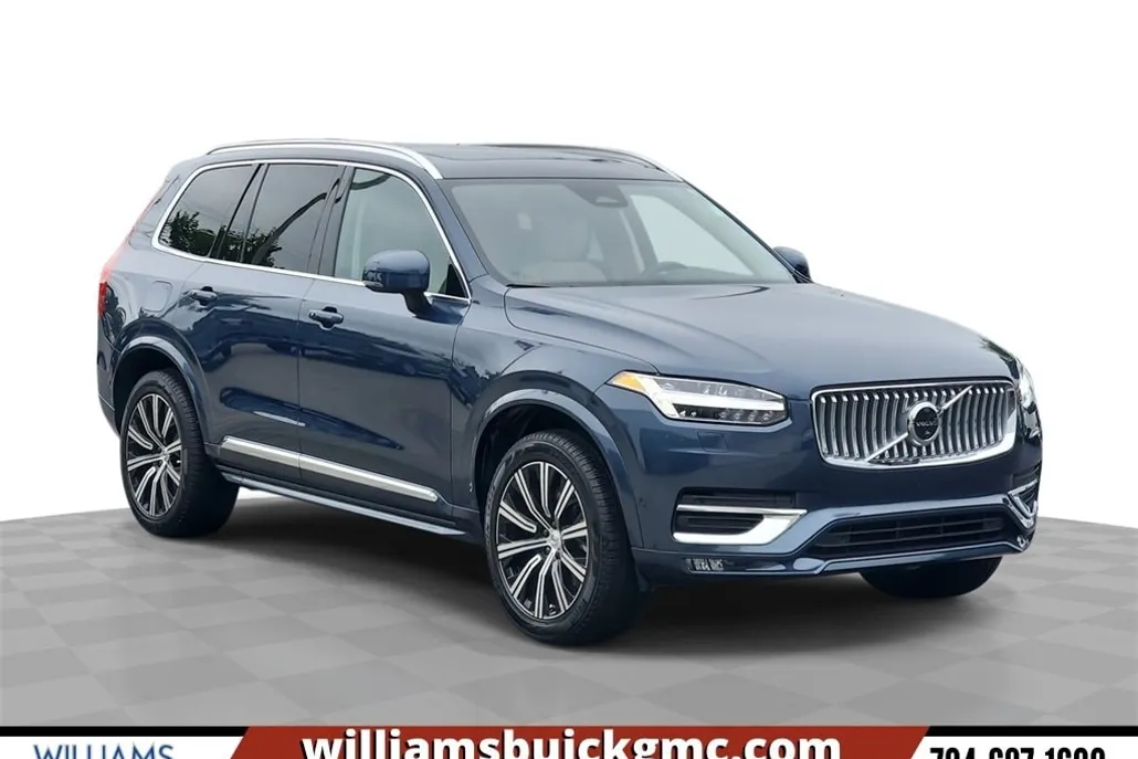 2023 Volvo XC90 Plus photo 1