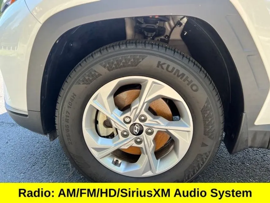 2022 Hyundai Tucson SEL photo 1