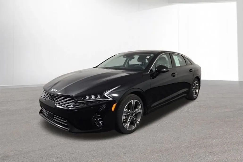 2024 Kia K5 EX photo 1
