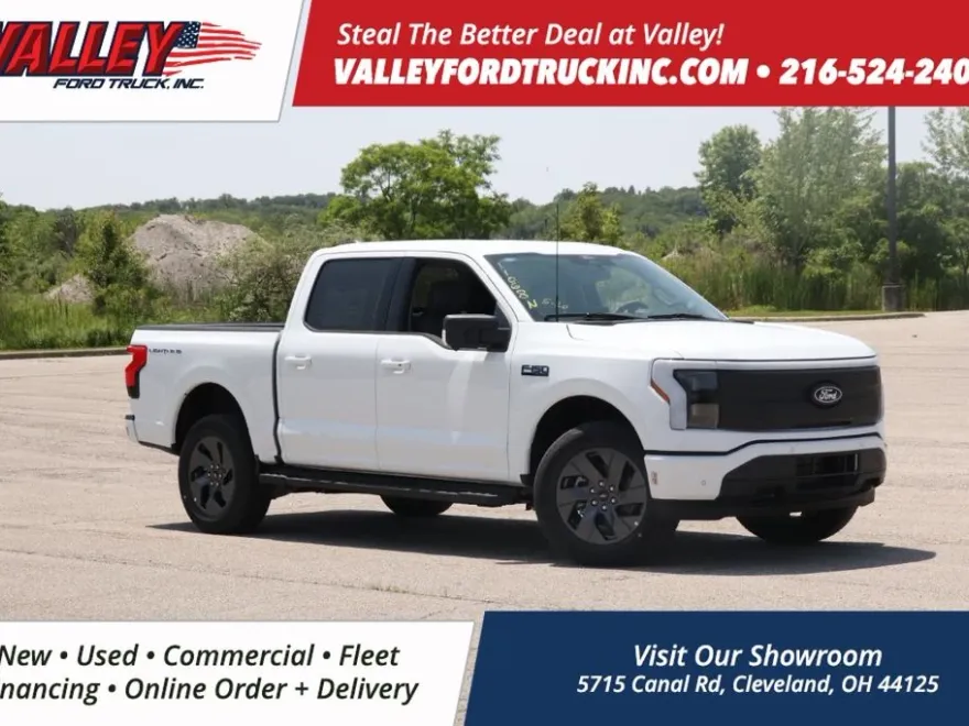 2025 Ford F-150 Lightning photo 1
