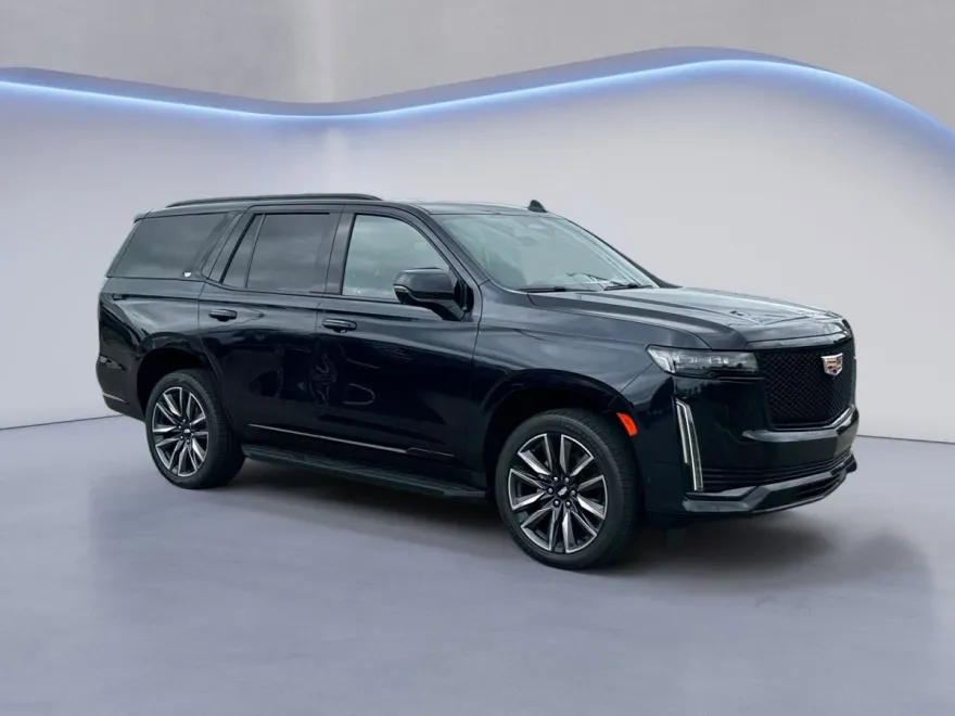 2023 Cadillac Escalade Sport photo 1