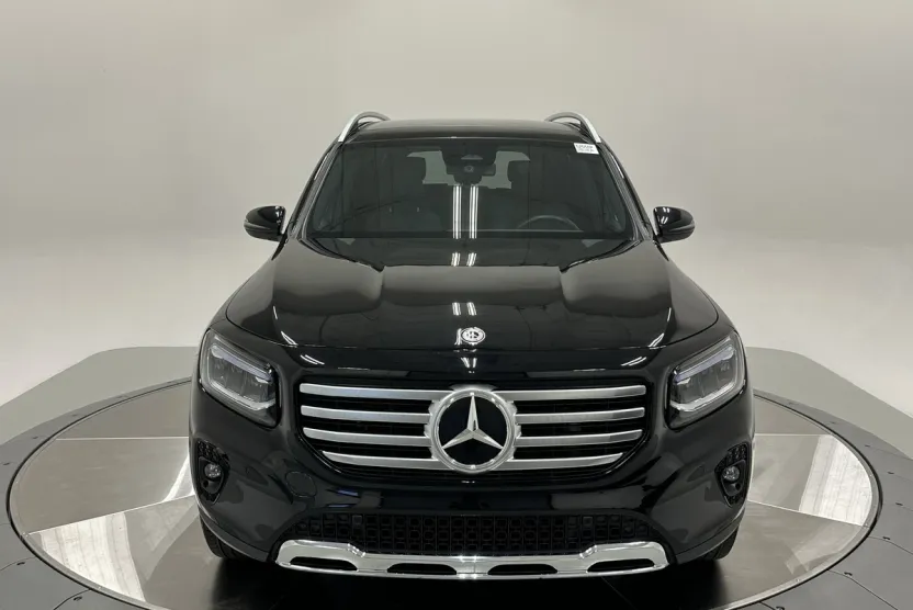 2024 Mercedes Benz GLB 250 photo 1
