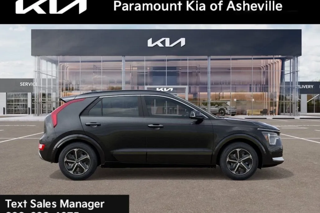 2025 Kia Niro SX photo 1