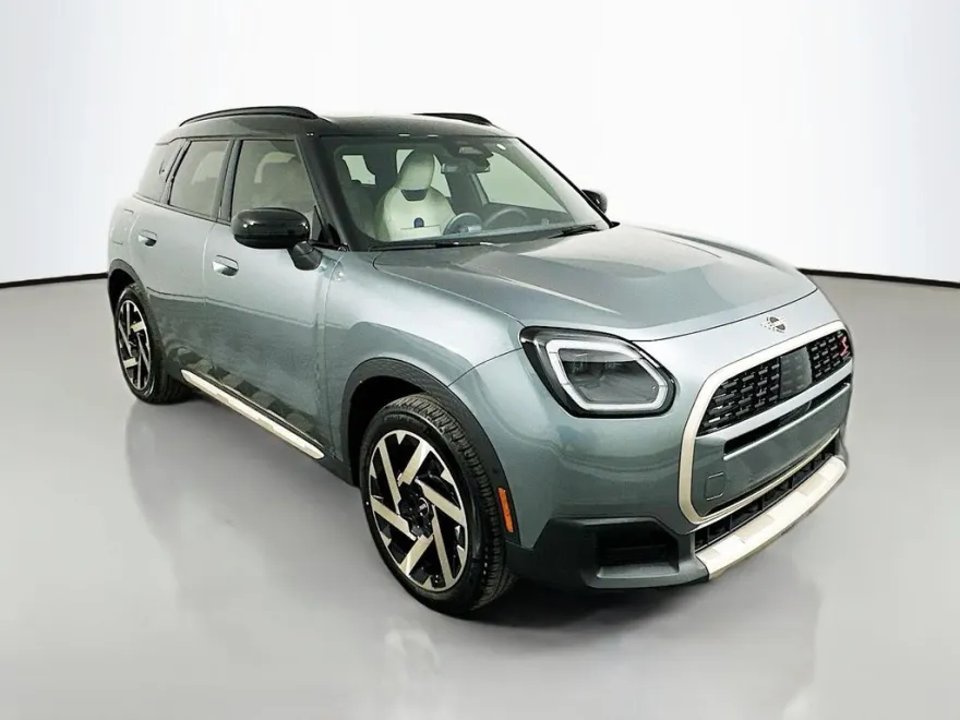 2025 Mini Countryman S ALL4 photo 1