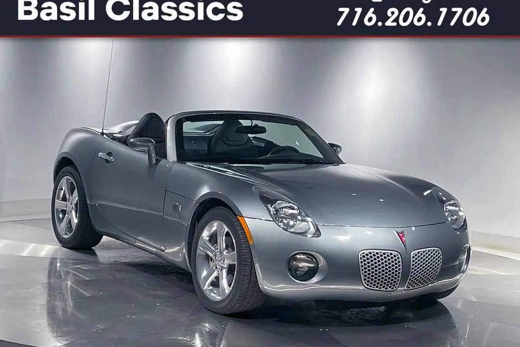 2007 Pontiac Solstice Base photo 1