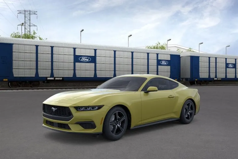 2025 Ford Mustang EcoBoost photo 1
