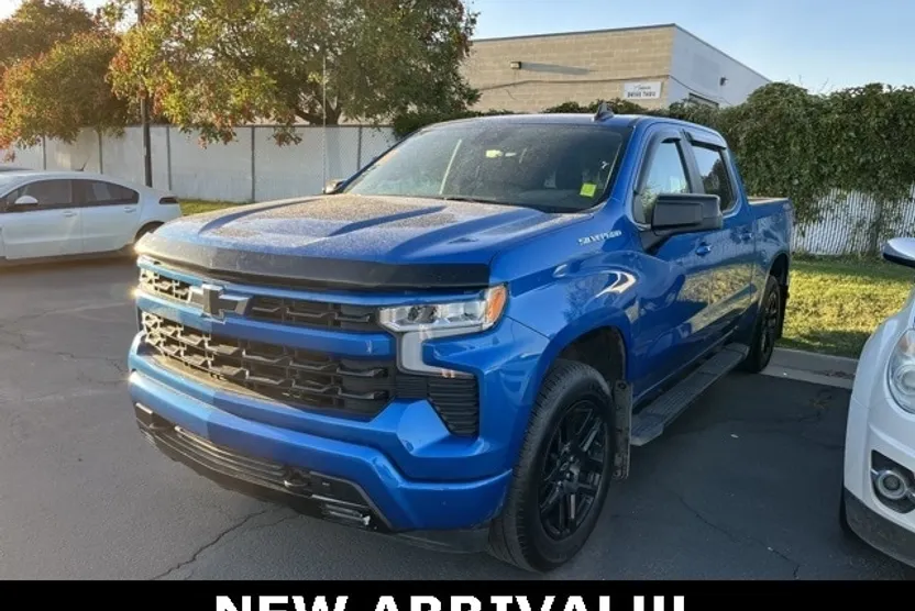 2024 Chevrolet Silverado 1500 RST photo 1