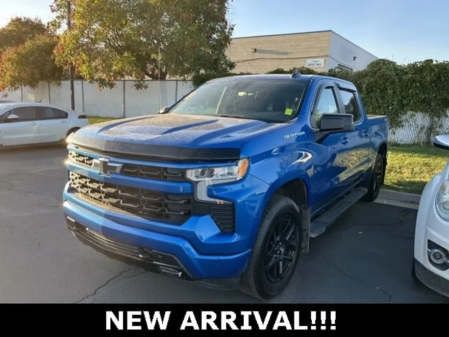 2024 Chevrolet Silverado 1500 RST photo 1