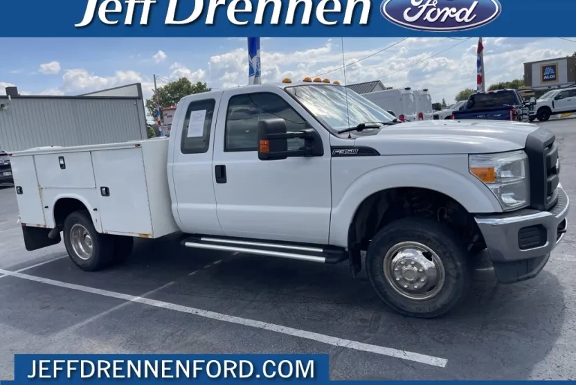 2016 Ford F-350 photo 1